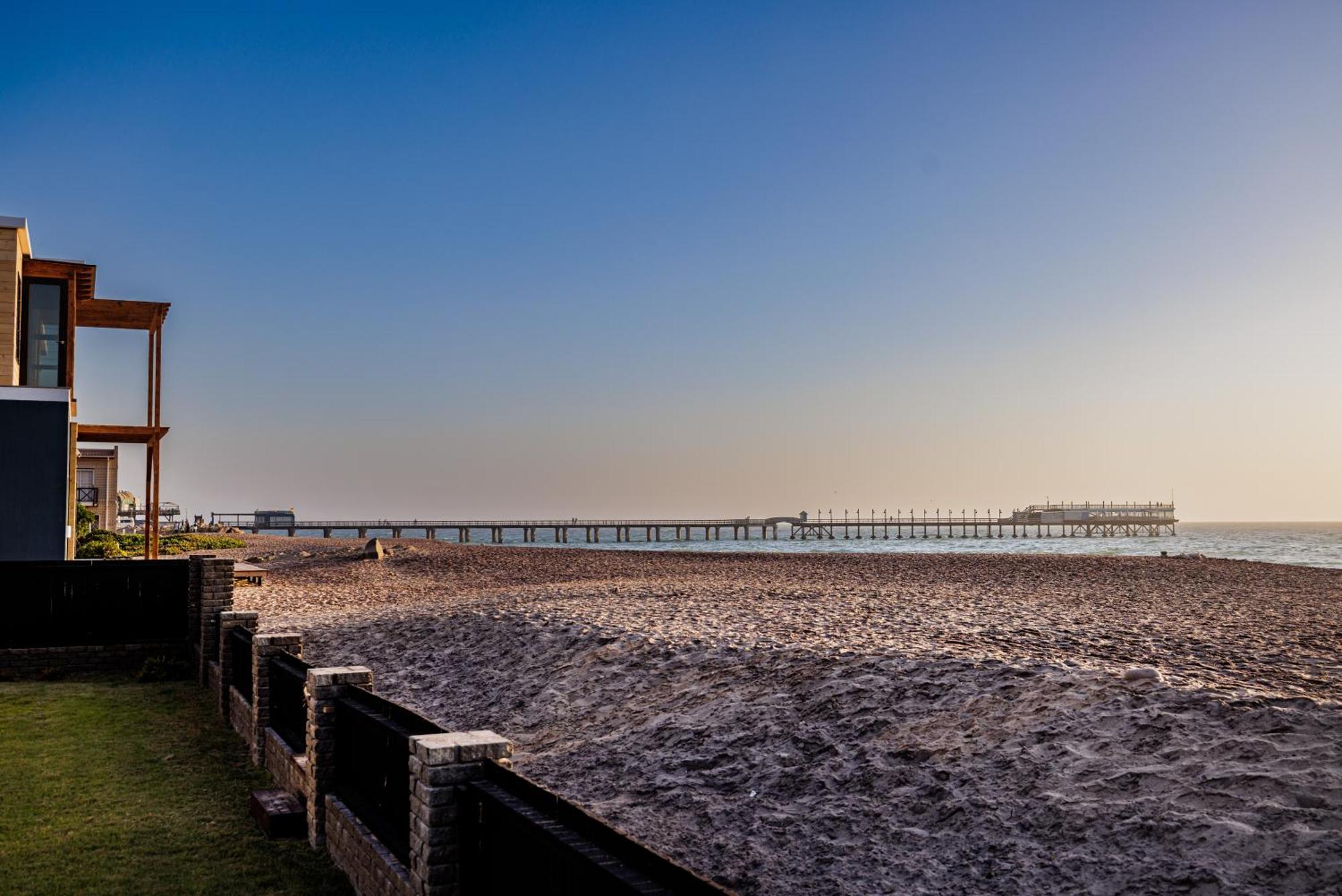 Swakopmund Seafront Cottage Exterior photo